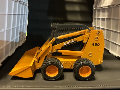 Toy ertl case - ertl, 450