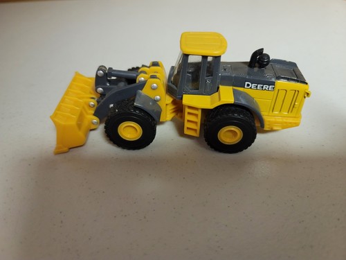 Ertl john deere four wheel - john,