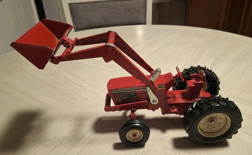 Vintage ertl red front loader - ertl,