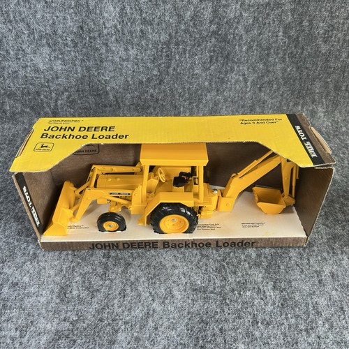 Ertl john deere backhoe - 1/16,