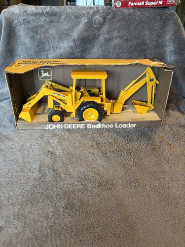 Ertl john deere backhoe - john,
