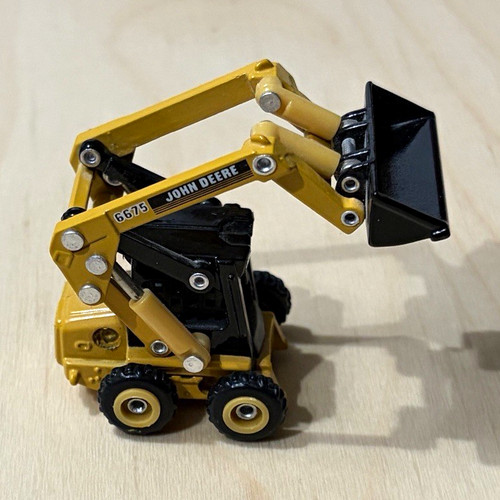 Ertl john deere - deere, 6675