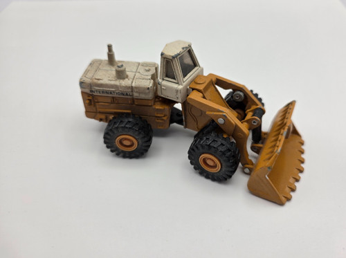 Ertl mighty movers - mighty,